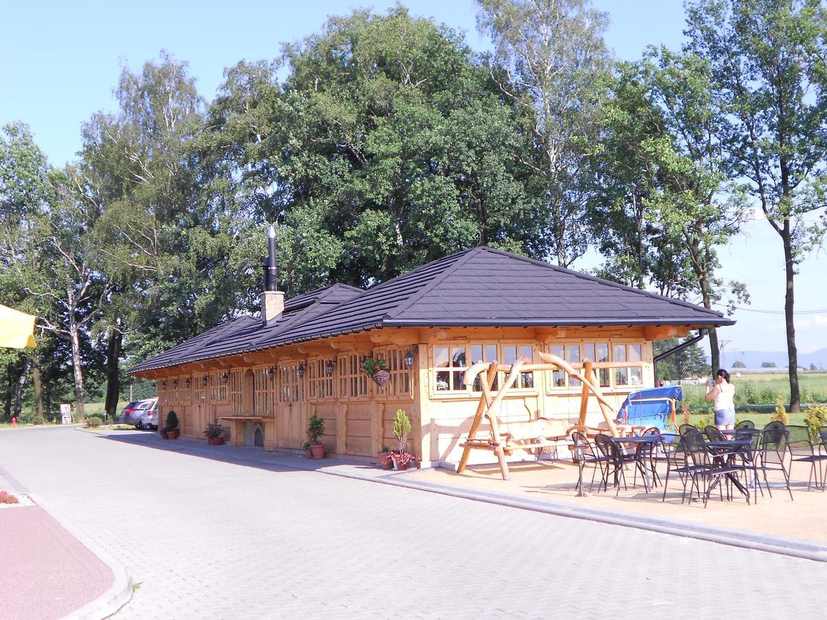 Hotel Kuban Пщина Екстериор снимка