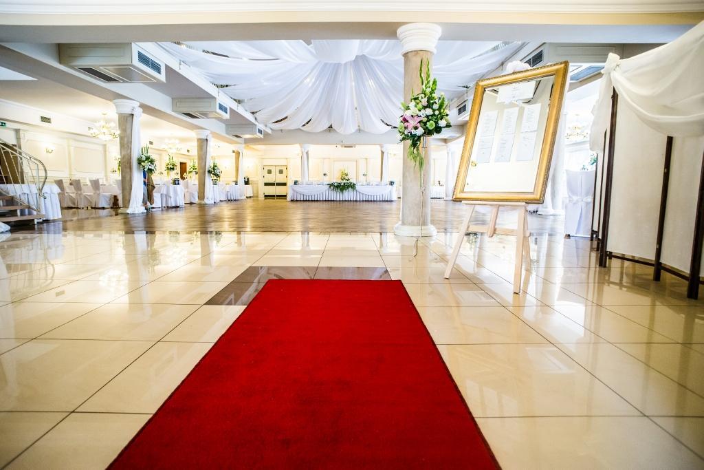 Hotel Kuban Пщина Екстериор снимка